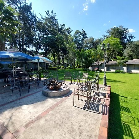 Wayside Lodge Waterval Boven Ngoại thất bức ảnh