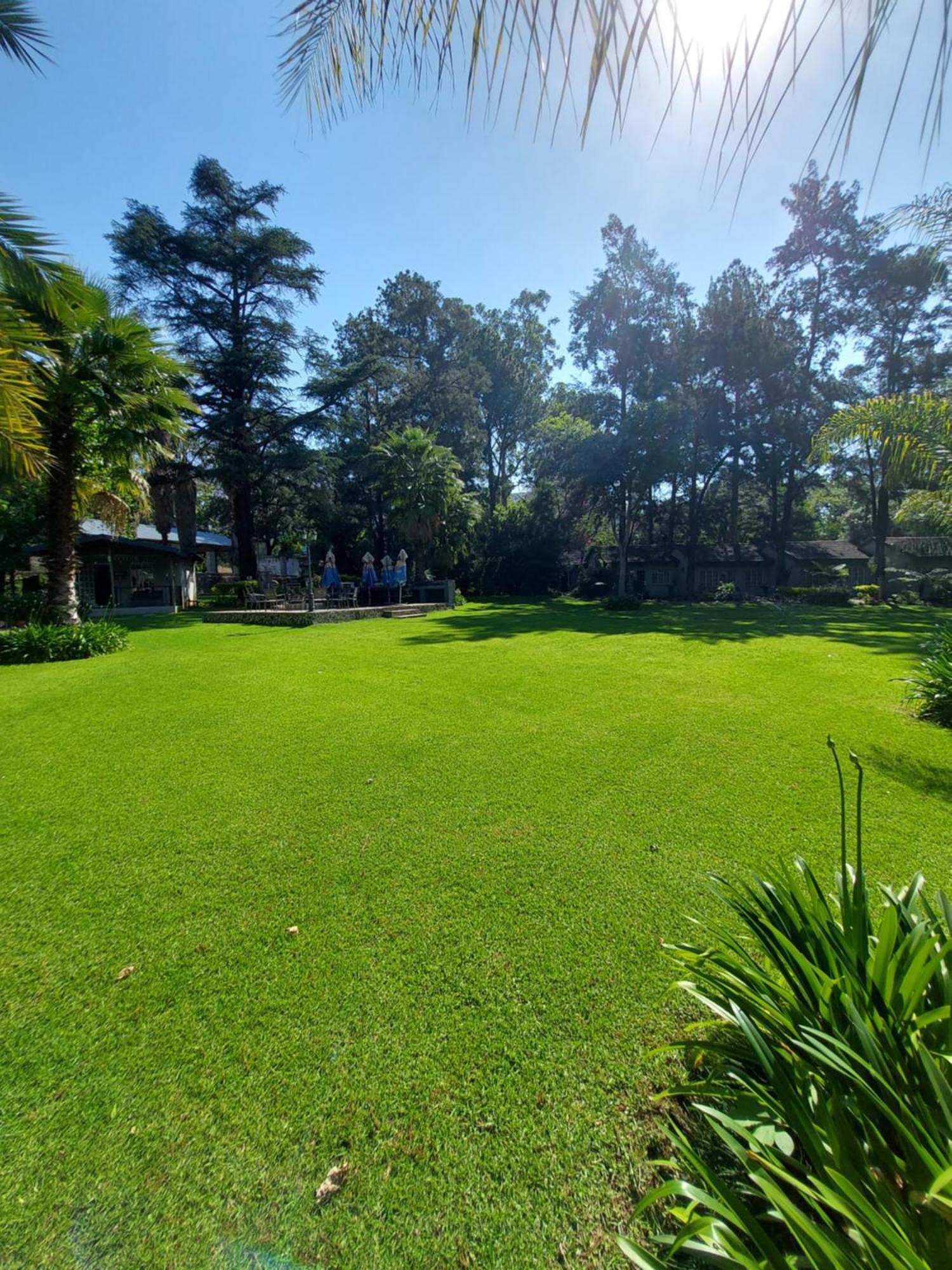Wayside Lodge Waterval Boven Ngoại thất bức ảnh