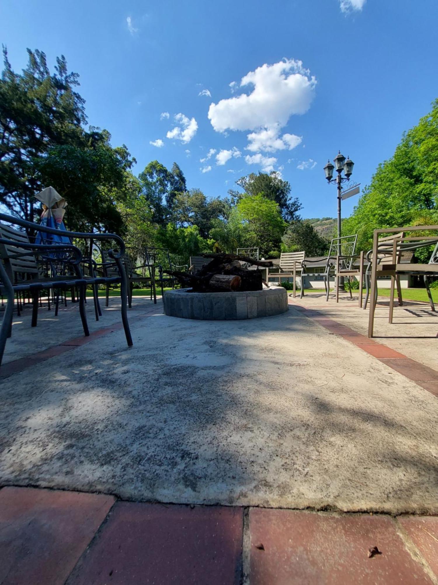 Wayside Lodge Waterval Boven Ngoại thất bức ảnh