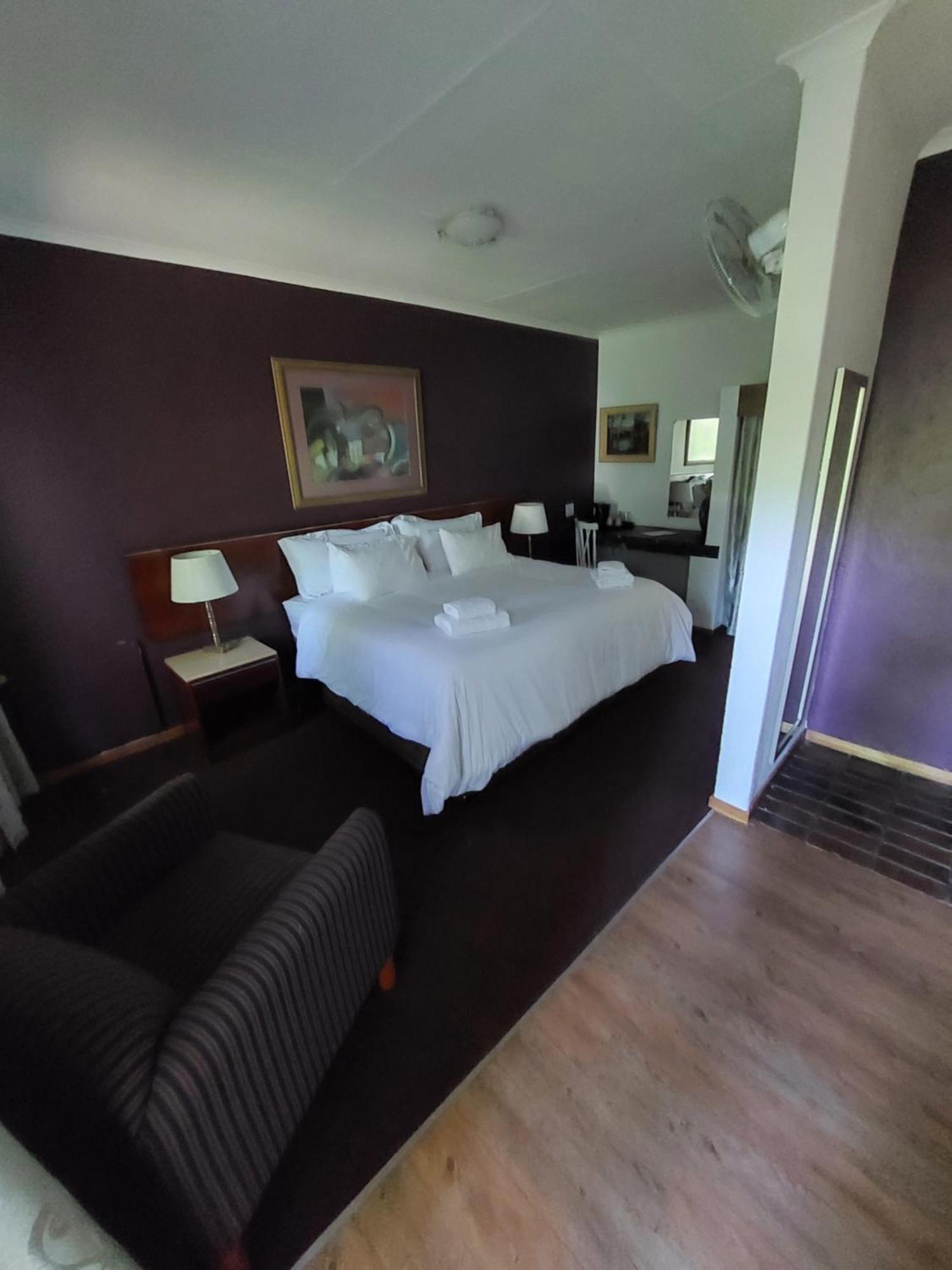 Wayside Lodge Waterval Boven Ngoại thất bức ảnh